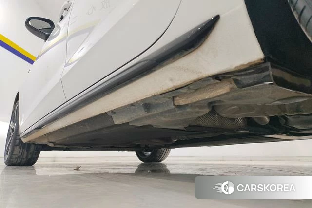 Audi A4L id 4275809 из Китая 9