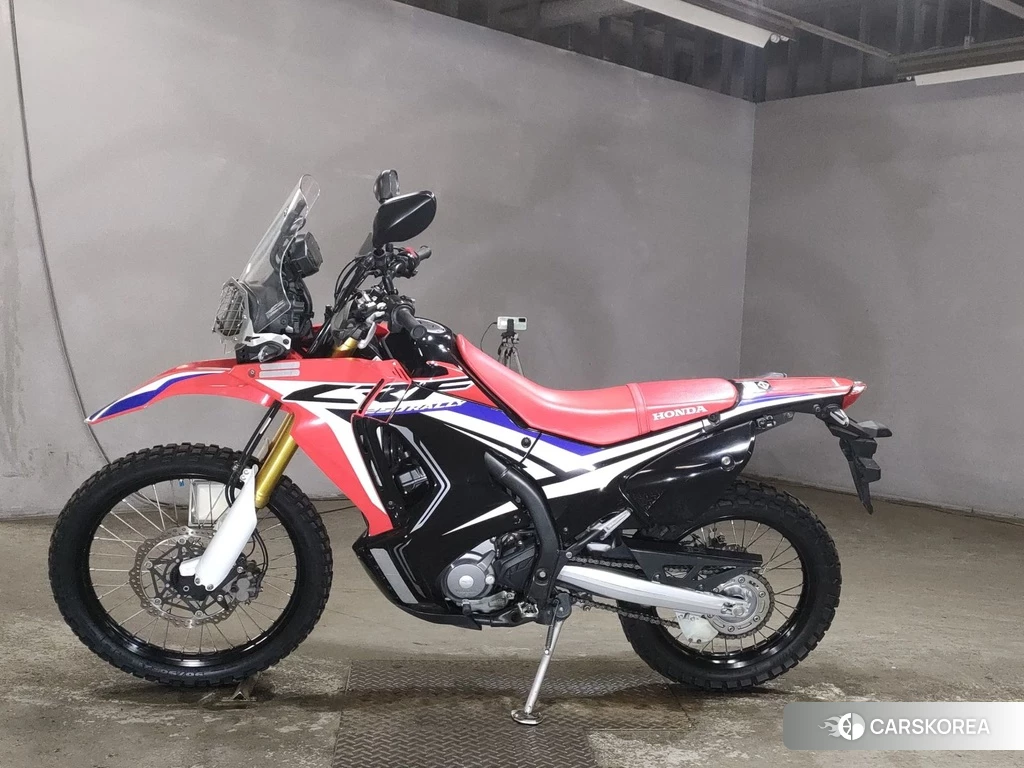 Проданный Honda CRF250 RALLY LD 2017 из Японии, фото 2