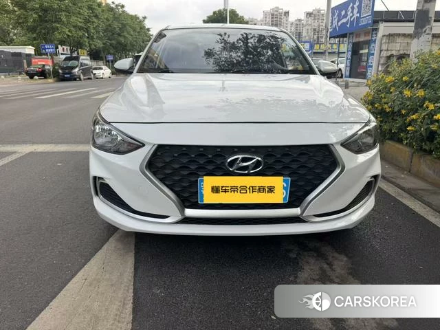 Hyundai Yuedong 2022 Белый из Китая, фото 2