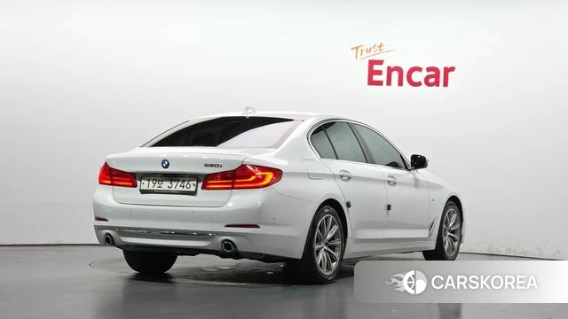 BMW 5 Series (G30) id 4931002 из Кореи 12