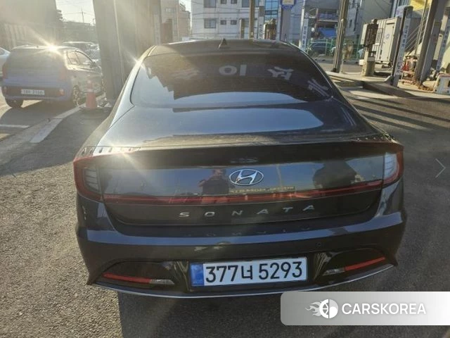 Hyundai Sonata (DN8) 2021 Серебристо-серый из Кореи, фото 2