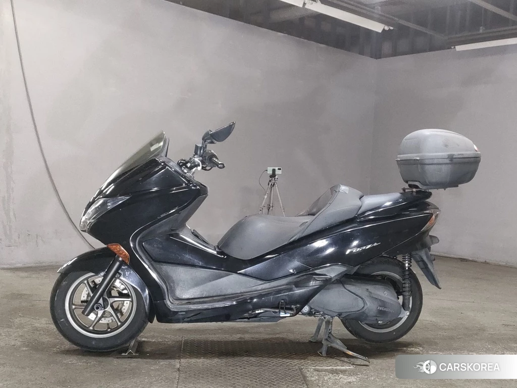 Проданный Honda FORZA Z 2010 из Японии