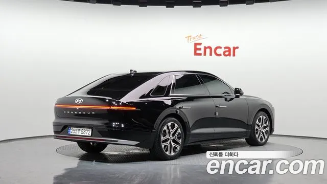 Hyundai Grandeur Hybrid (GN7) id 2822696 из Кореи 12