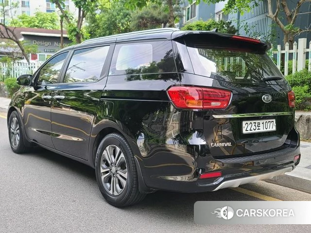 Kia The New Carnival id 4356290 из Кореи 12