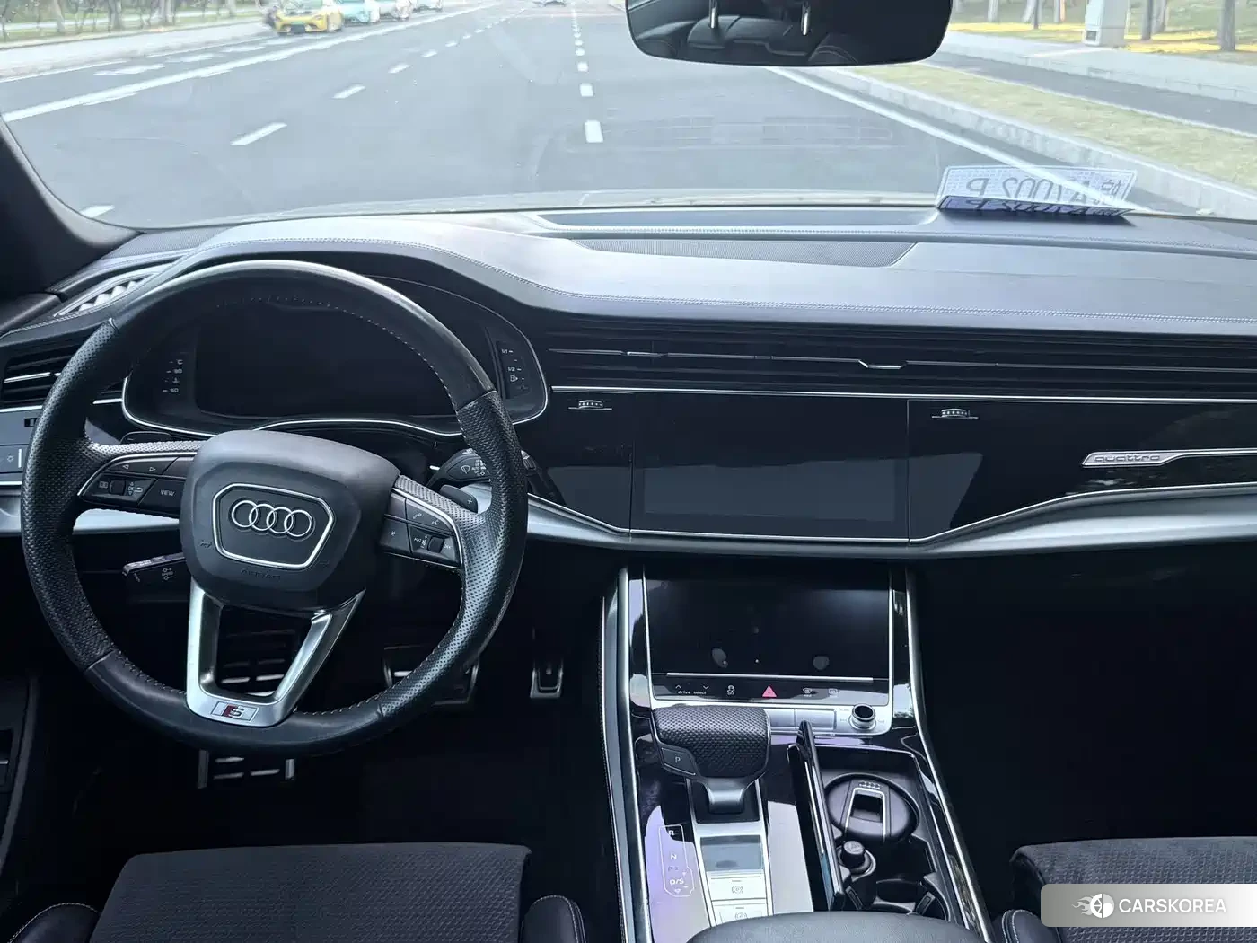 Audi Q8 2020 Silver/gray из Китая, фото 2