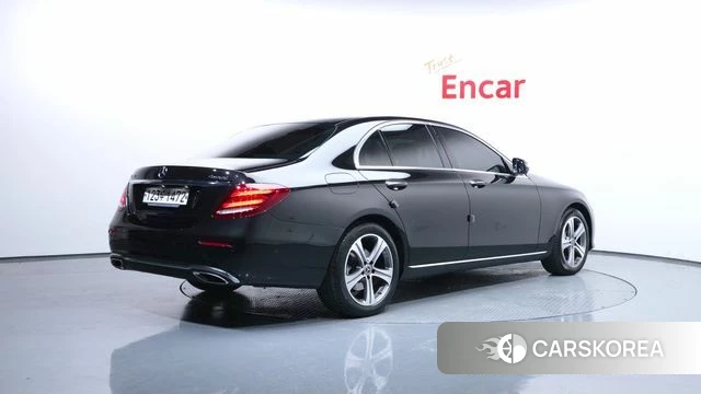 Mercedes-Benz E-Class W213 id 4246330 из Кореи 12