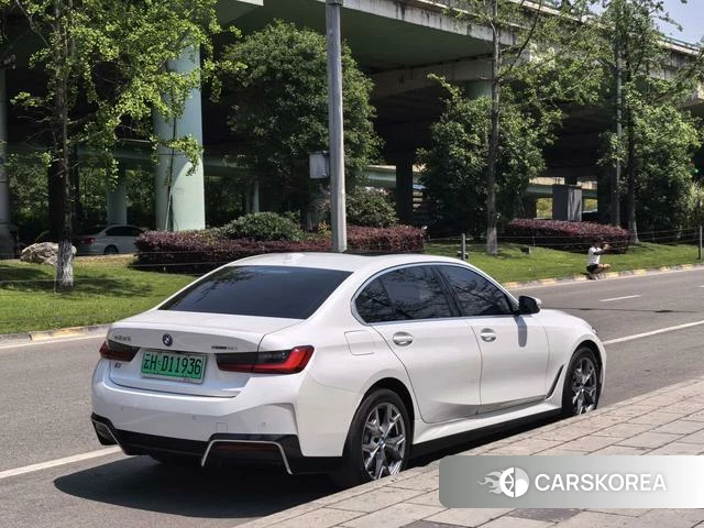 BMW i3 2023 Белый из Китая, фото 2