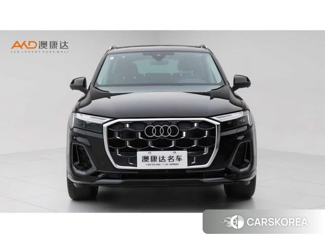 Audi Q7 2025 Черный из Китая, фото 2