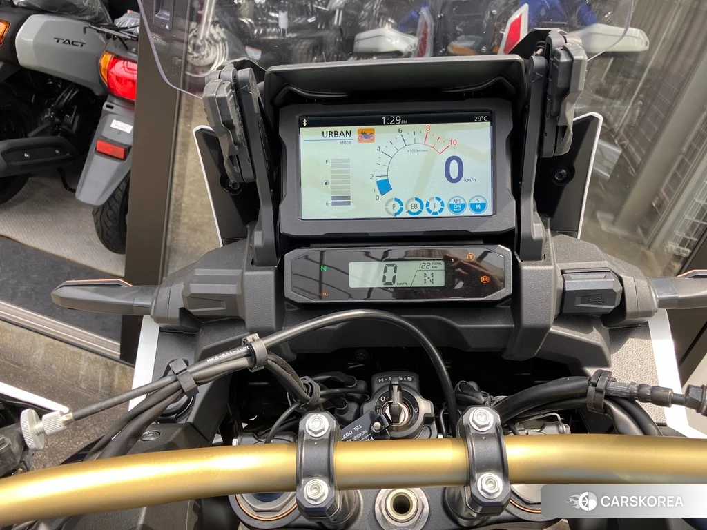 Проданный Honda CRF1100L AFRICA TWIN ADV ES DCT 2024 из Японии, фото 2