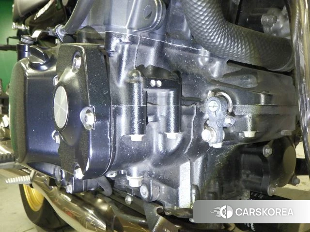 Engine photo