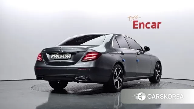 Mercedes-Benz E-Class W213 id 2990757 из Кореи 12