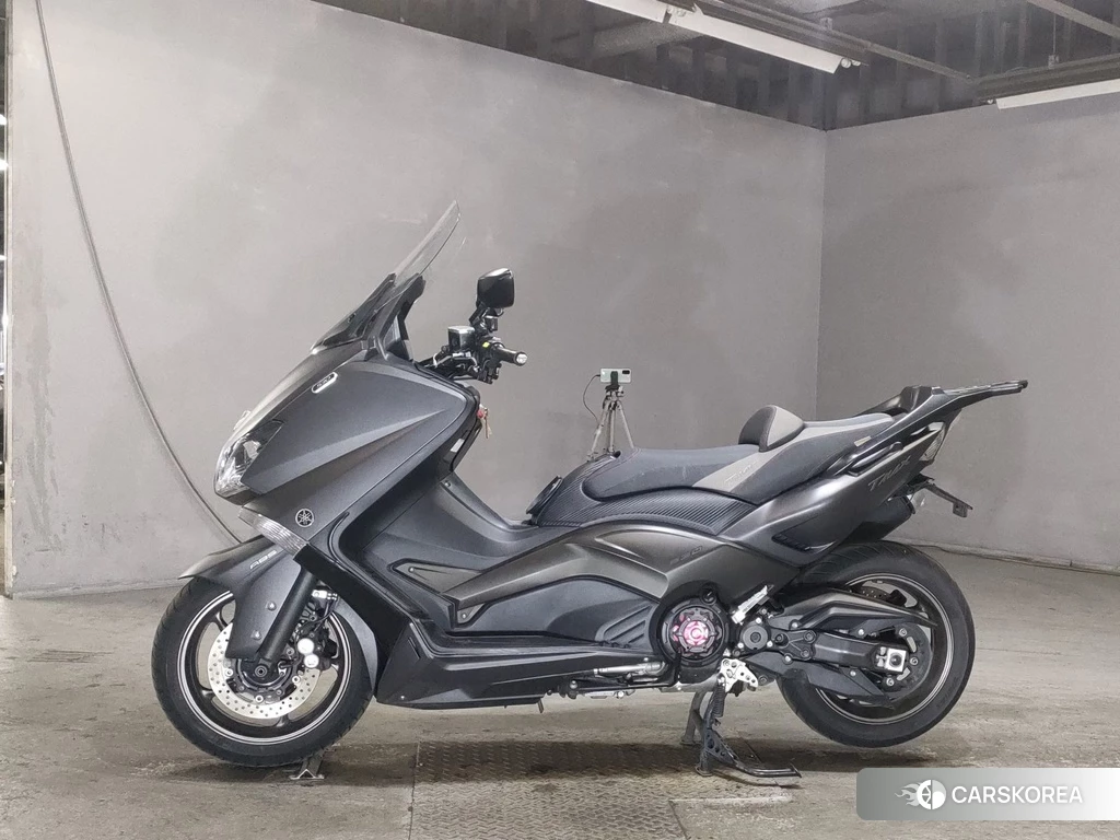 Проданный Yamaha T-MAX 530 2012 из Японии