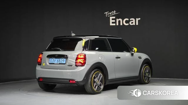 Mini Cooper Electric id 4763536 из Кореи 12