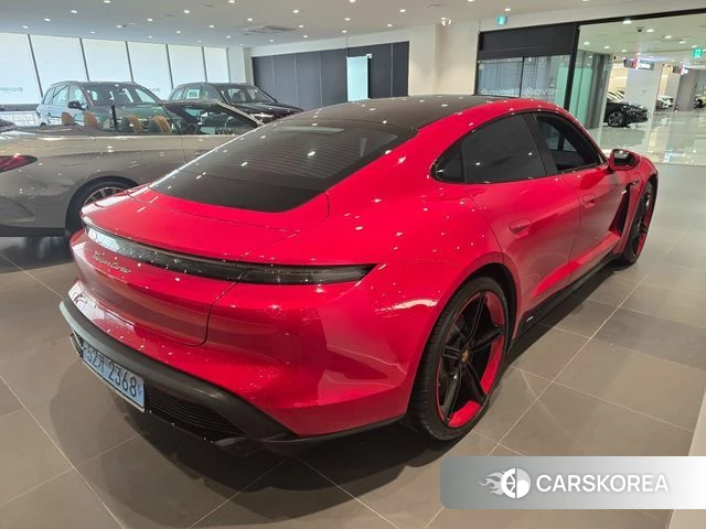 Porsche Taycan id 3964968 из Кореи 11