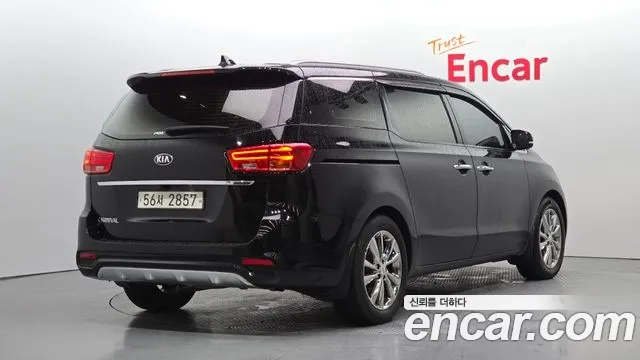 Kia The New Carnival id 2937311 из Кореи 12