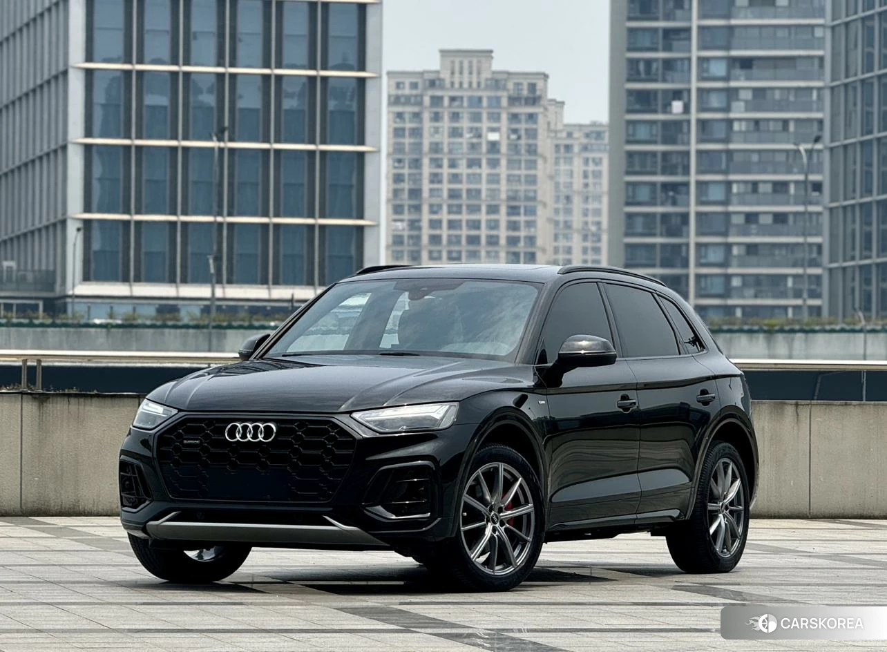 Audi Q5L 2023 Черный из Китая, фото 2