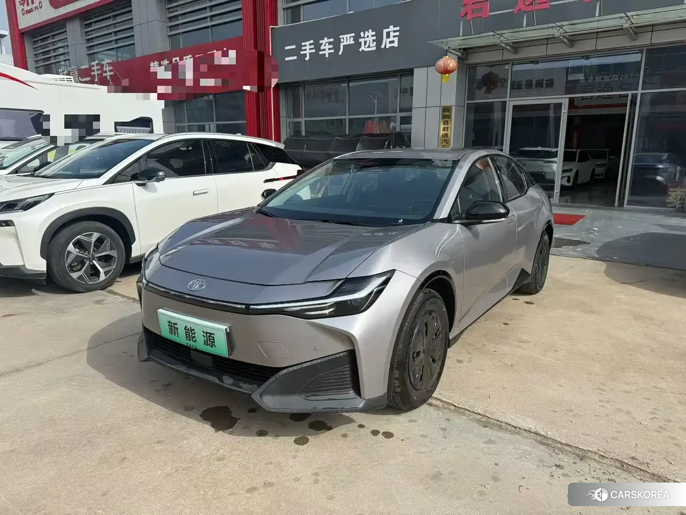 Toyota bZ3 2026 Silver/gray из Китая, фото 2