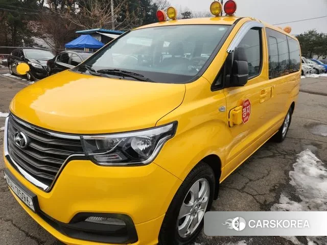 Hyundai The New Grand Starex 2018 Желтый из Кореи, фото 4