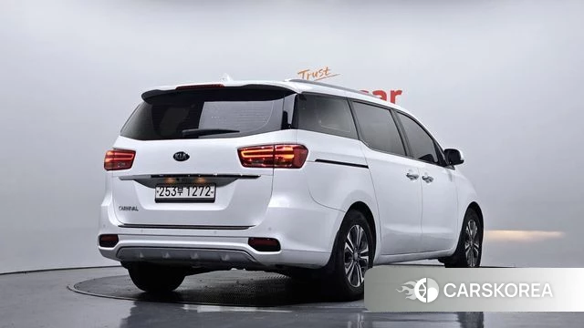 Kia The New Carnival id 3936871 из Кореи 12