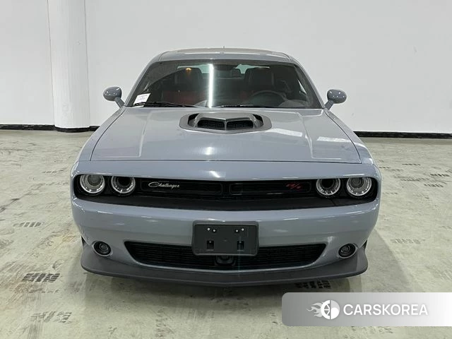 Dodge Challenger 2021 Серебристо-серый из Кореи, фото 2