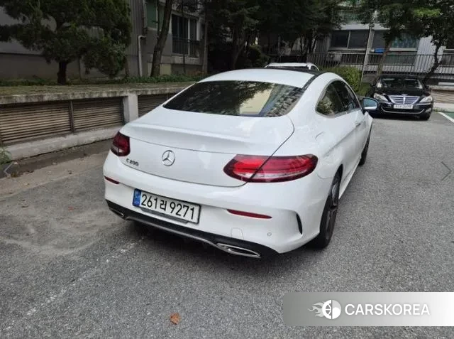 Mercedes-Benz C-Class W205 2021 Белый из Кореи, фото 2