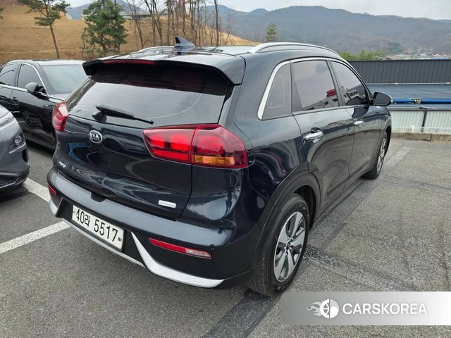 Kia Niro id 3889436 из Кореи 12