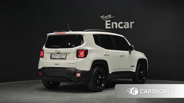 Jeep Renegade id 3903414 из Кореи 12
