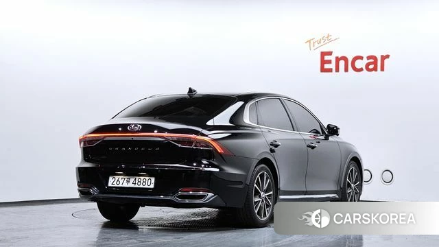 Hyundai The New Grandeur IG id 4355348 из Кореи 12