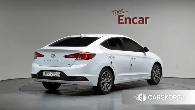 Hyundai The New Avante AD id 3924728 из Кореи 12