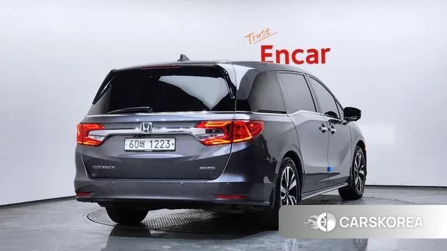 Honda Odyssey id 3709360 из Кореи 12