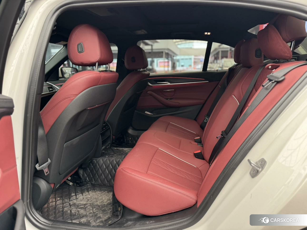 BMW 5 series 2022 Белый из Китая, фото 2