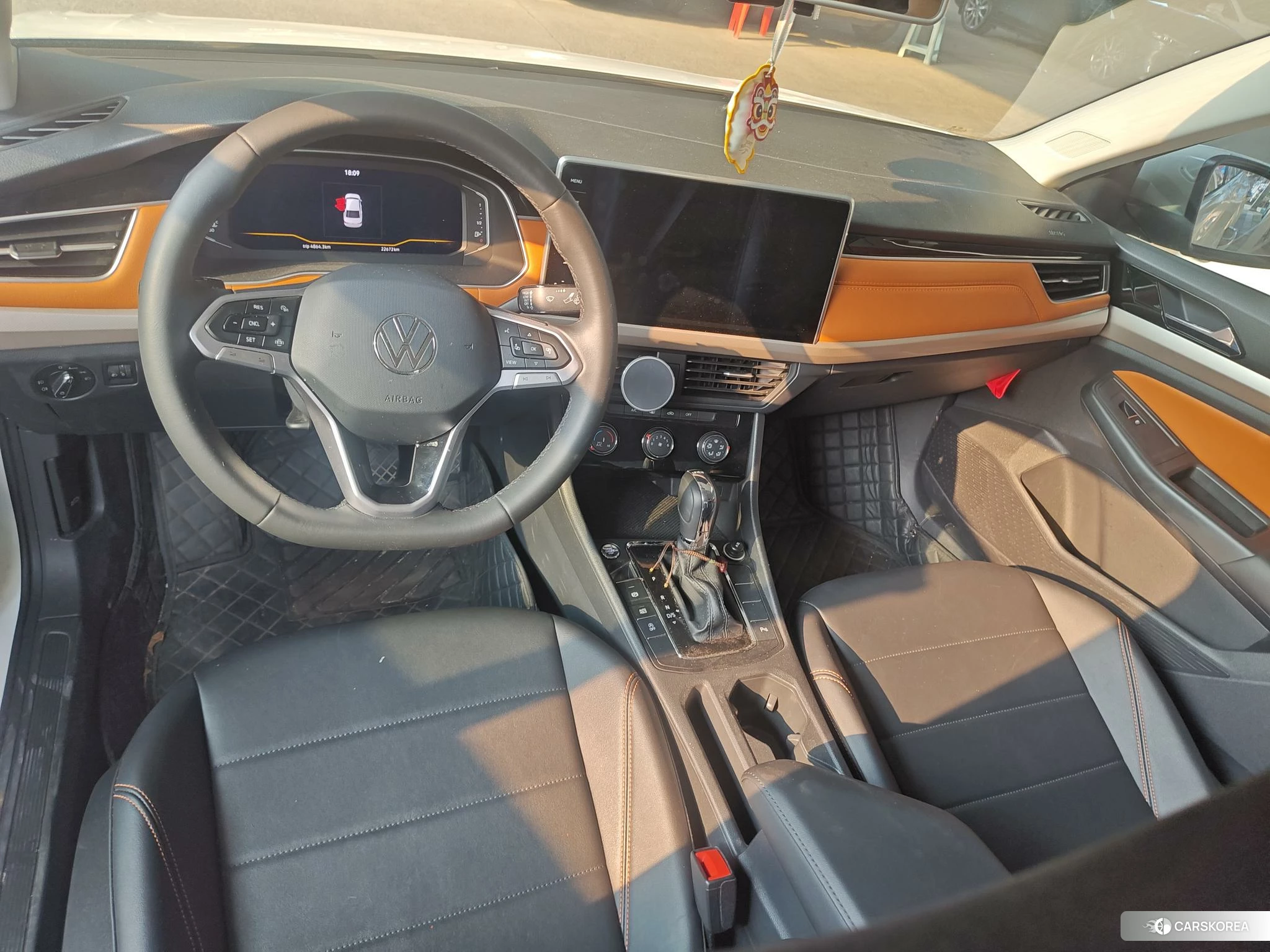 Volkswagen Bora 2024 Белый из Китая, фото 2