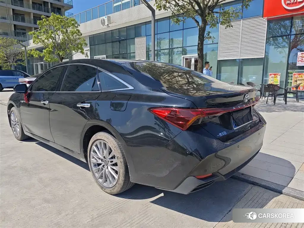Toyota Avalon 2025 Черный из Китая, фото 2