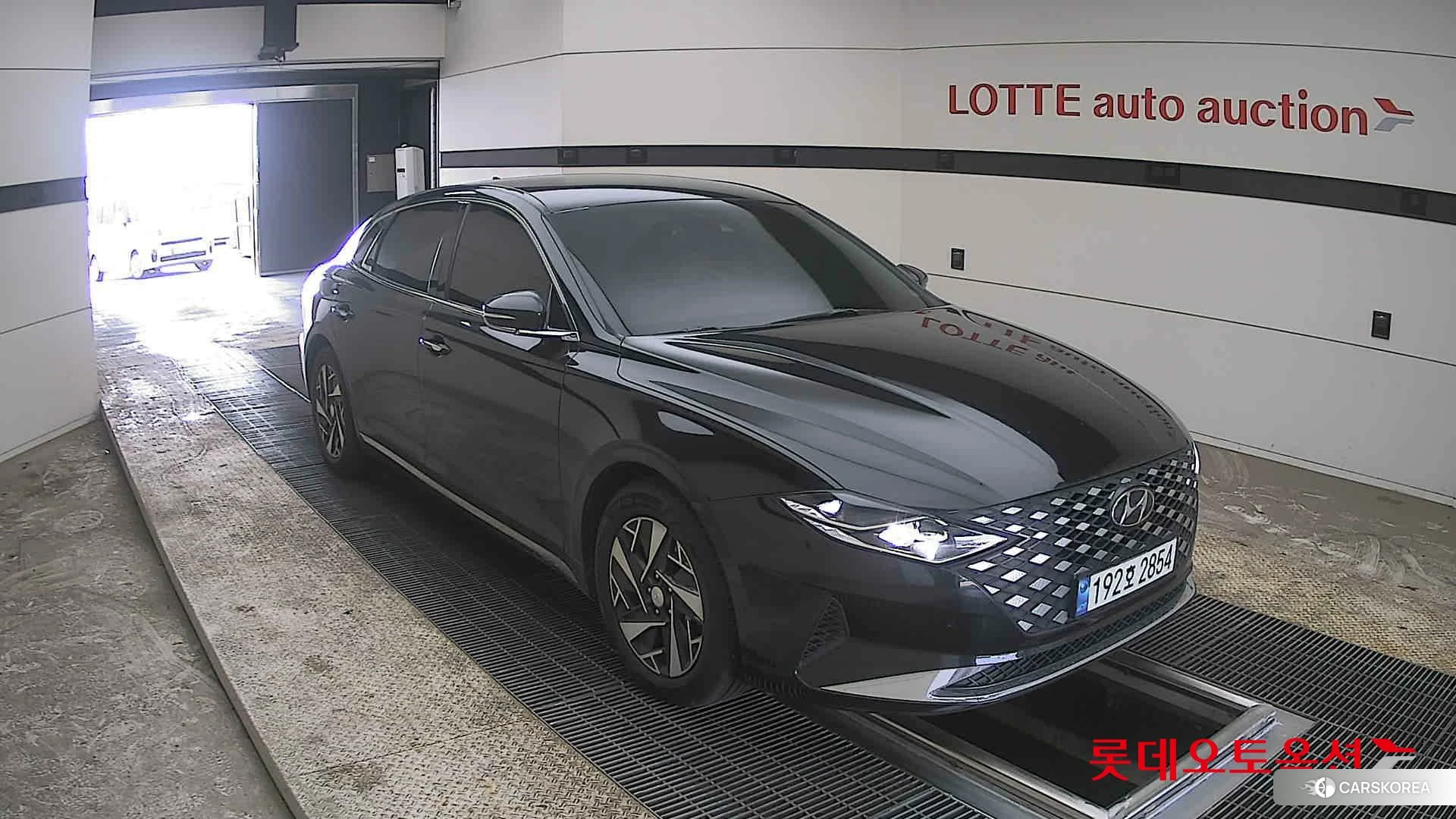 Hyundai Grandeur Hybrid id 3881998 из Кореи 12