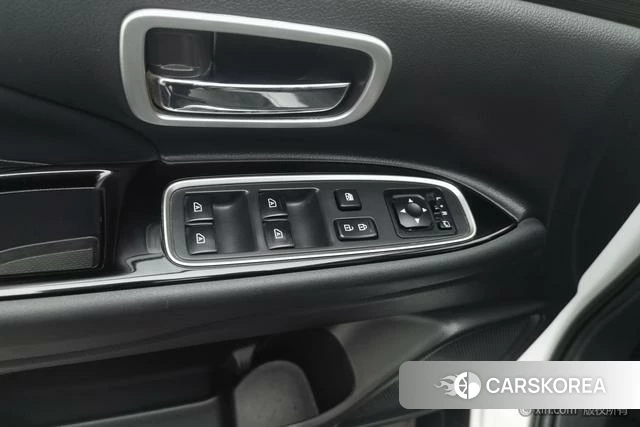 Mitsubishi  Outlander id 4210094 из Китая 12