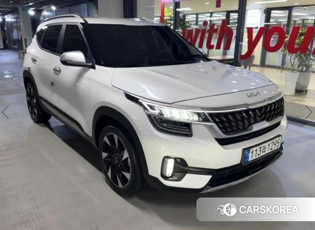 Kia Seltos 2022 Белый из Кореи, фото 2