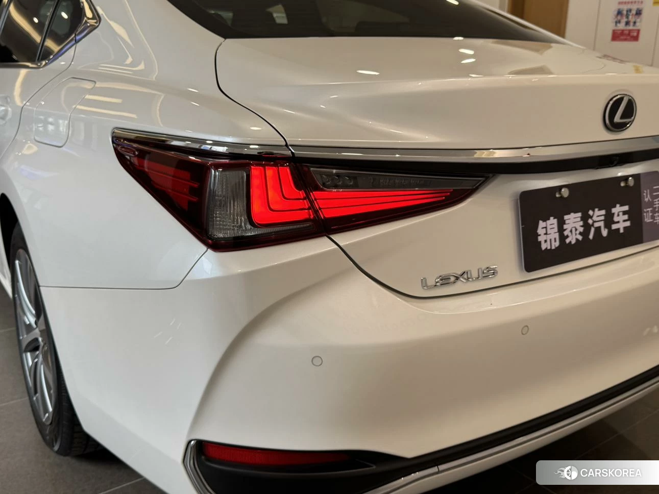 Lexus ES id 4499081 из Китая 12