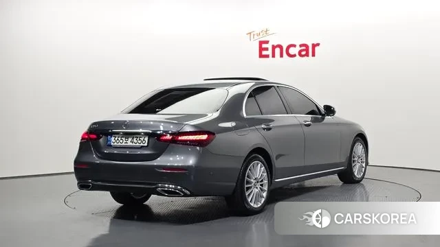 Mercedes-Benz E-Class W213 id 3746538 из Кореи 12