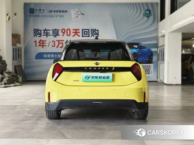 MINI Electric COOPER 2025 Желтый из Китая, фото 2