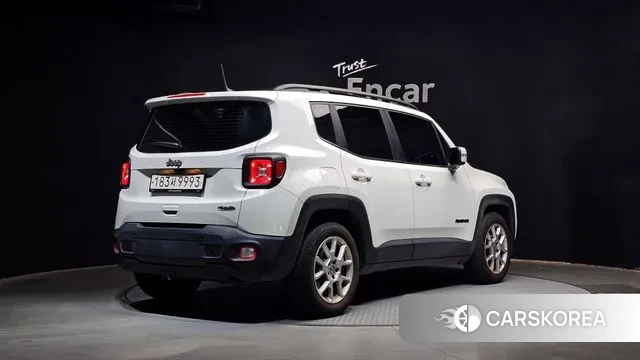 Jeep Renegade id 3296557 из Кореи 12
