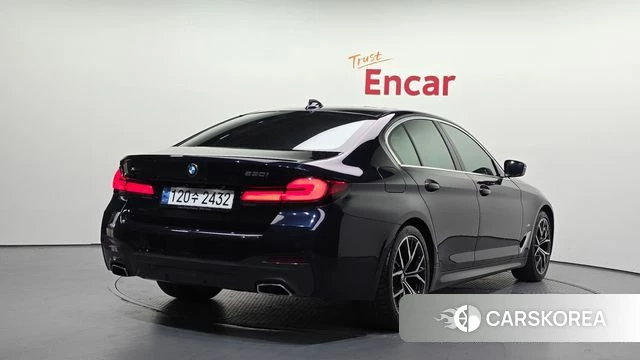 BMW 5 Series (G30) id 4422239 из Кореи 12