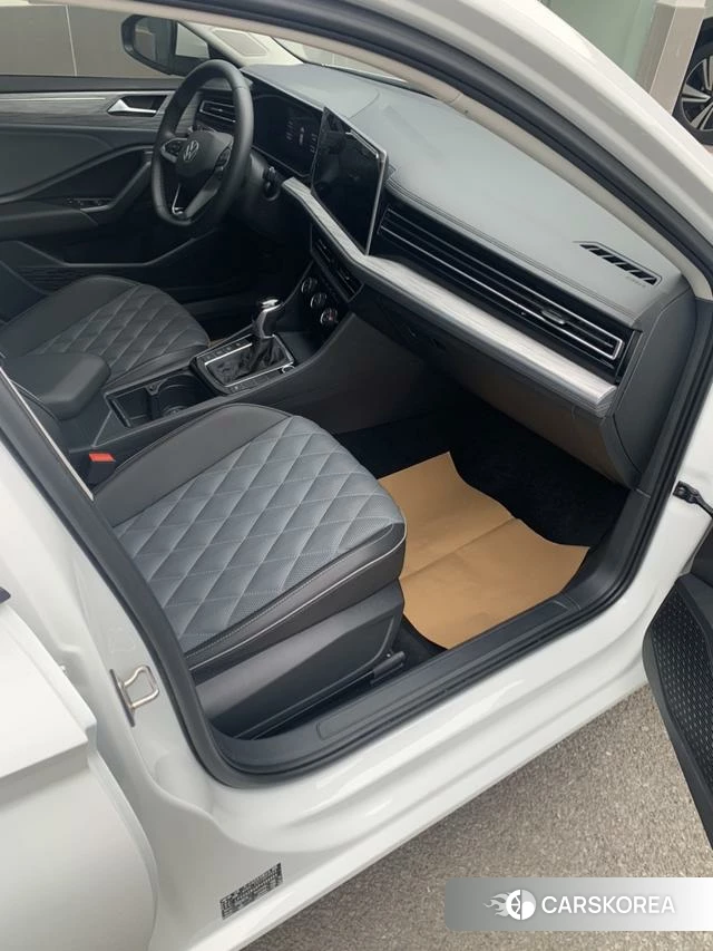 Volkswagen Sagitar 2024 Белый из Китая, фото 2