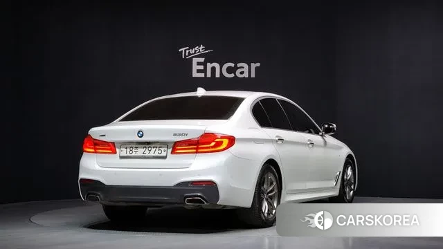 BMW 5 Series (G30) id 3667037 из Кореи 12