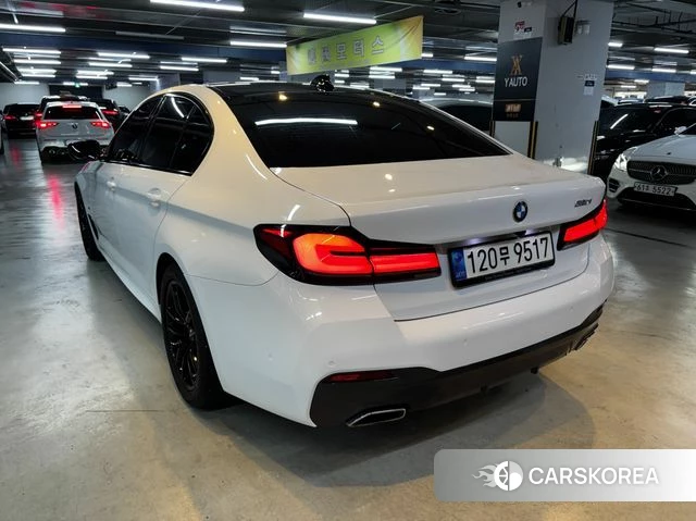 BMW 5 Series (G60) id 4549644 из Кореи 12