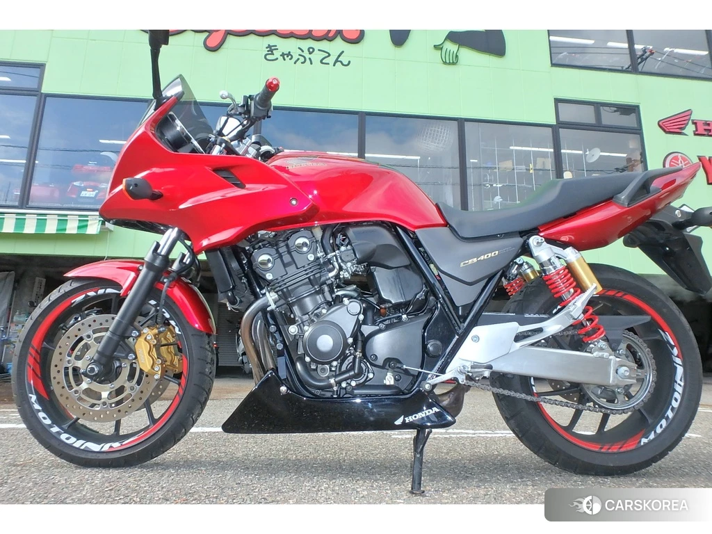 Проданный Honda CB400SF BOLDOR 2017 из Японии