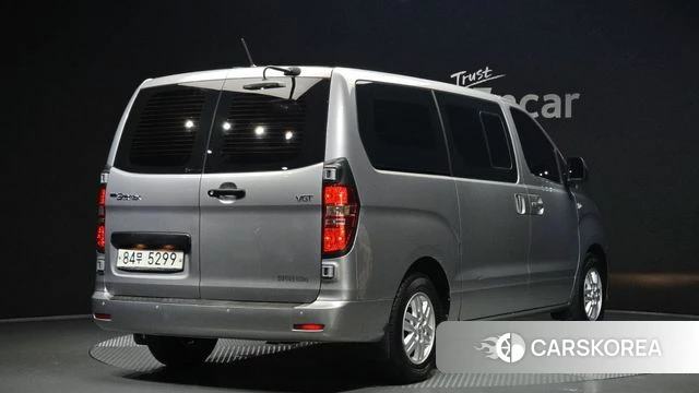 Hyundai The New Grand Starex id 4483149 из Кореи 12