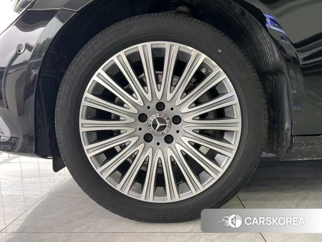 Mercedes-Benz E-class id 4275194 из Китая 11