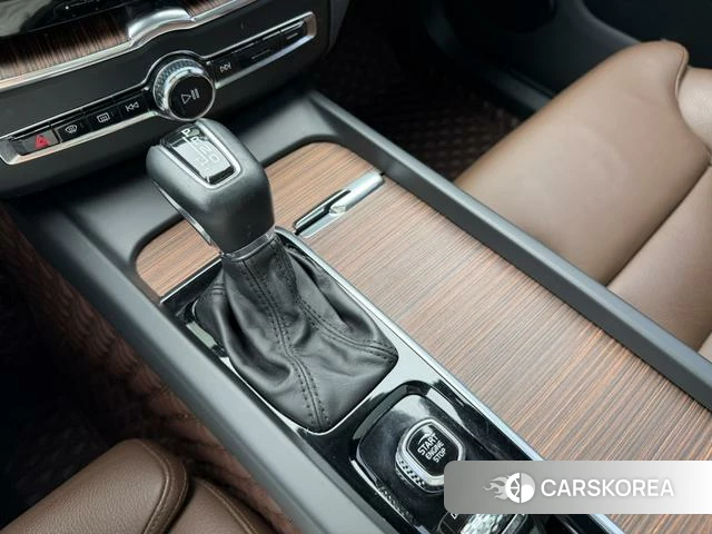 Volvo XC60 id 4209268 из Китая 12