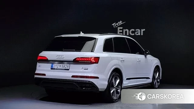 Audi Q7 (4M) id 2905624 из Кореи 12