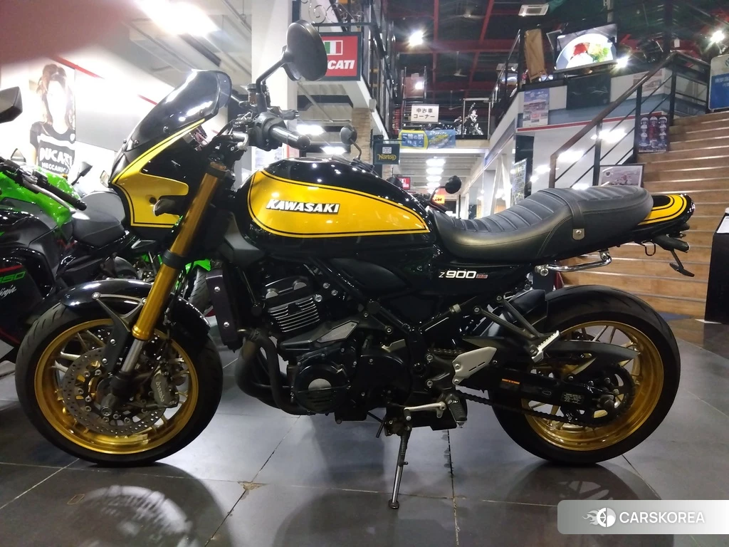 Проданный Kawasaki Z900RS SE 2022 из Японии, фото 2